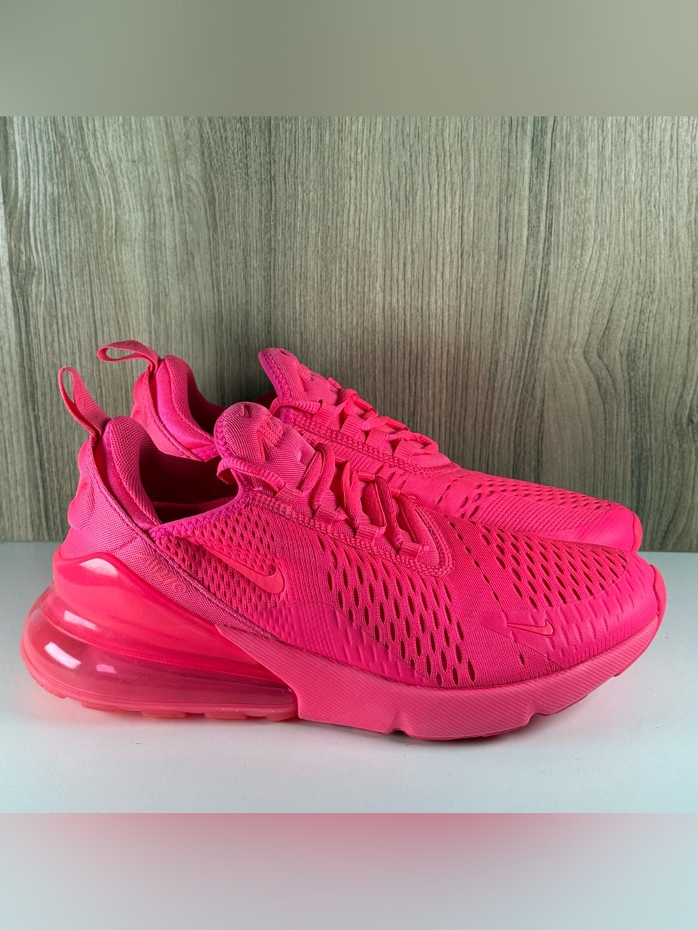 Nike Air Max 270 Bright Pink Running Shoes FD0293-600 Women’s Size 9